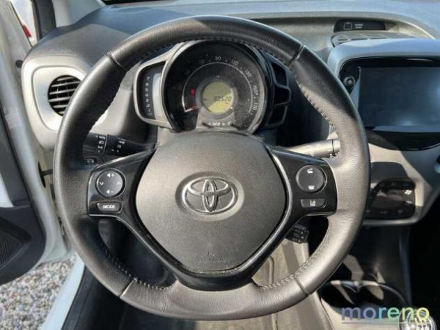 TOYOTA Aygo 1.0 72 CV x-play rif. 19121110 - Foto 6