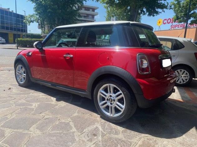 MINI Cooper D 1.6 16V Cooper D rif. 24108979 - Foto 3