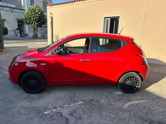 LANCIA Ypsilon 1.0 FireFly 5p.S&S Hybrid Silver - Foto 8
