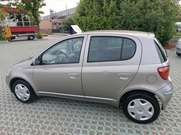 Toyota Yaris 1.0i 16V cat 5 porte Sol - Foto 8