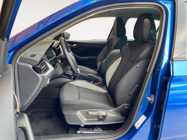 Škoda Kamiq 1.0 TSI Black Dots DSG 85kW - Foto 9