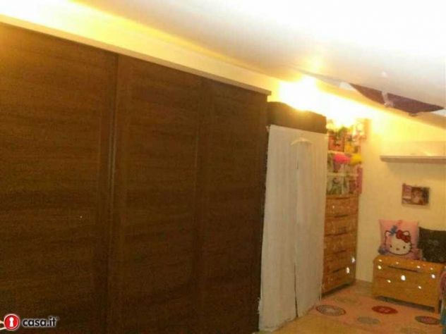 POMEZIA INVESTIMENTO 40 MQ. MANSARDA 4 ° PIANO - Foto 3