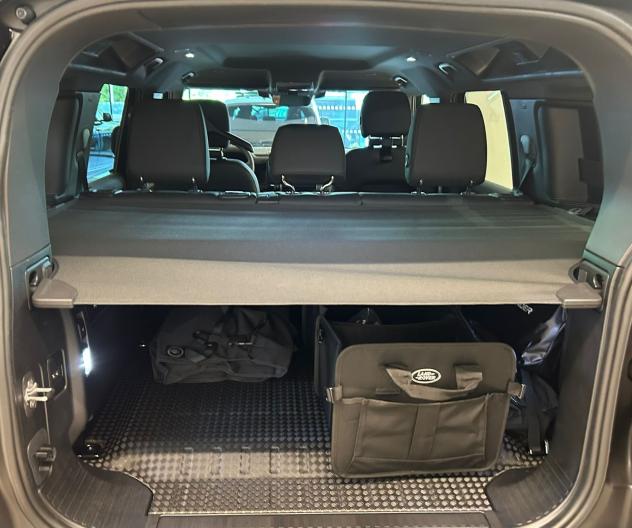 Land Rover Defender 110 2.0 Si4 PHEV 300 CV AWD Auto X-Dynamic SE - Foto 7