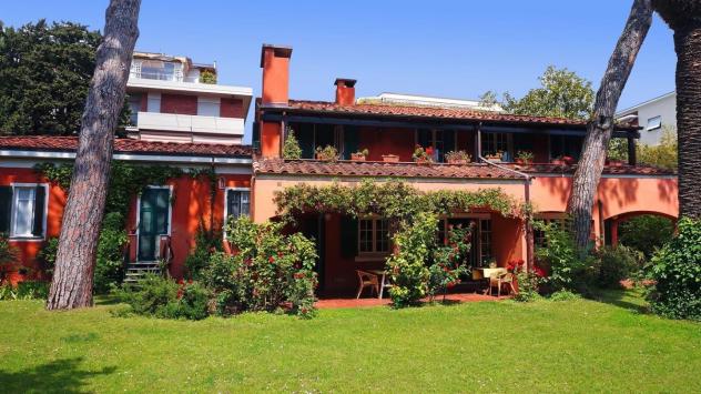 Villa in vendita a Avenza - Carrara 400 mq Rif: 966171 - Foto 10