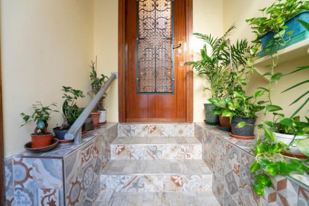 Villa di 129 m² con 4 locali e box auto in vendita a Milano - Foto 2