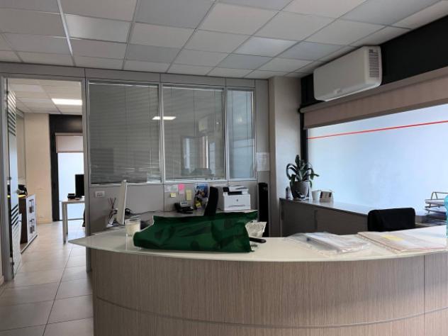 Immobile di 200 m² con 3 locali in vendita a Azzano Mella