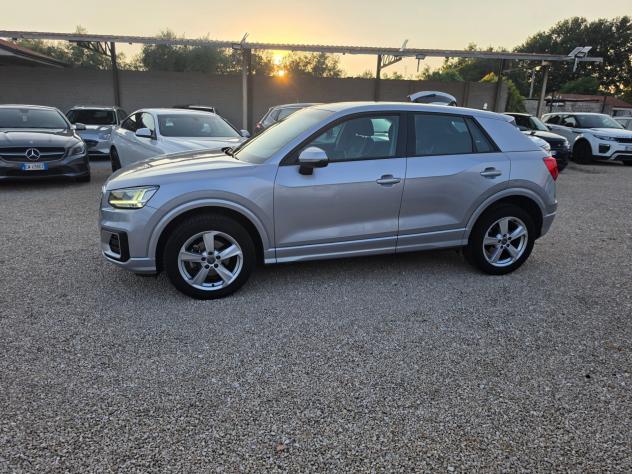 Audi Q2 35 TFSI Business Design - Foto 2