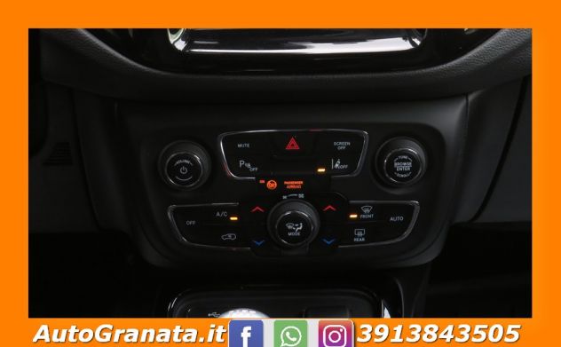 Jeep Compass 1.6 Mjt Limited 120cv my19 Navi/Cerchi19/Pelle - Foto 6