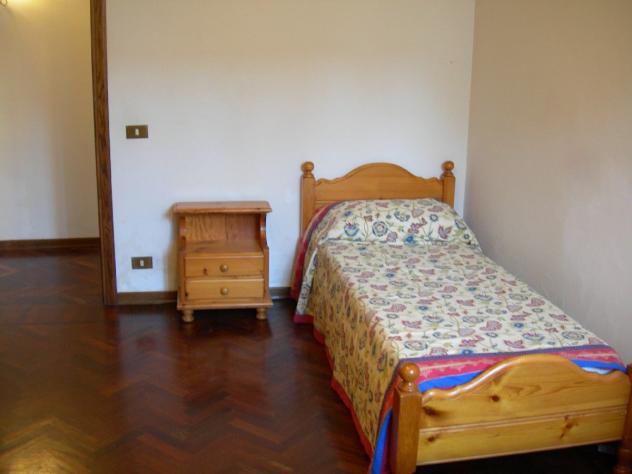 APPARTAMENTO INDIPENDENTE di 7 vani e di 160 mq (CAMAIORE) rif. 1024 - Foto 11