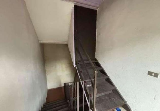 180/2023 U VA - Porzione di casa in asta a Varese - Foto 12