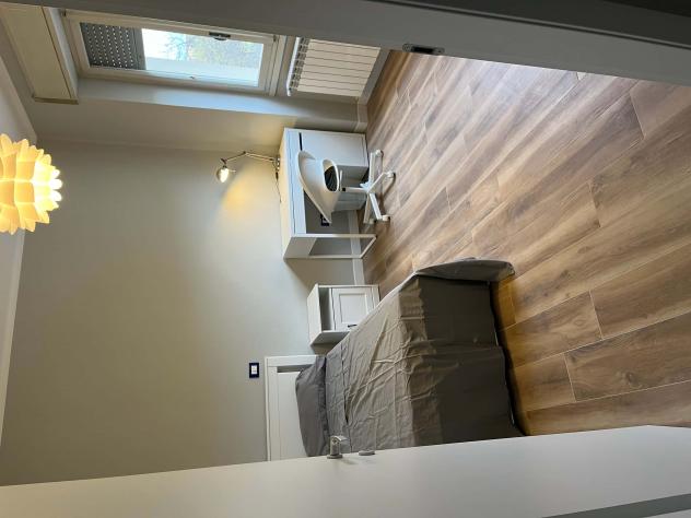 Room in Via Luigi Rizzo, Brescia for 120 m² with 6 bedrooms - Foto 2