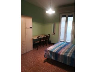 stanza singola in appartamento condiviso