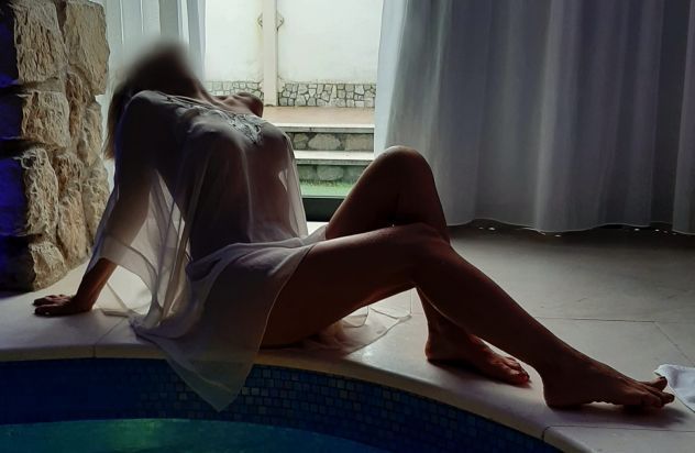 UN INCONTRO DIVERSO DAL SOLITO FOOTJOB Tel:3489092394