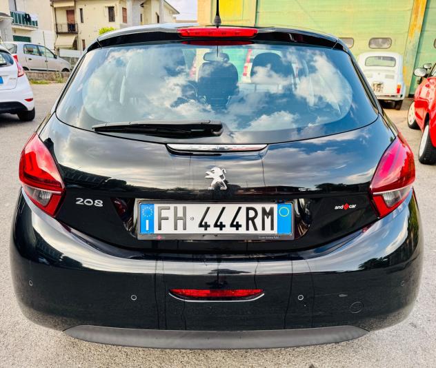 Peugeot 208 BlueHDi 75 5 porte Allure - Foto 8