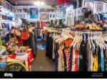 NEGOZIO EX VINTAGE - ADATTO ANCHE A ABBIGLIAMENTO BABY IL NEGOZIO SEMPRE STATO V
