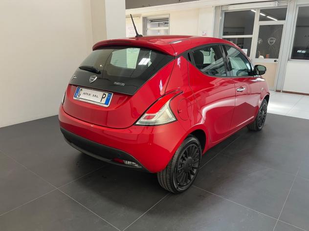 Lancia Ypsilon 1.0 FireFly 70cv S&S Hybrid SILVER - Foto 5