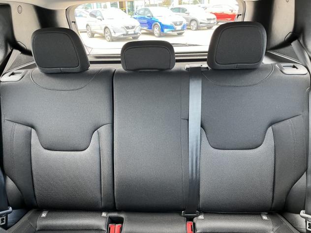 Jeep Renegade 1.3 T4 DDCT 150cv Longitude - Foto 7