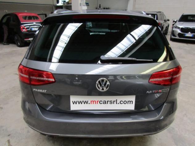VOLKSWAGEN Passat Variant 2.0 TDi SCR Executive 4Motion DSG 4x4 140.000 KM rif. 23950022 - Foto 6