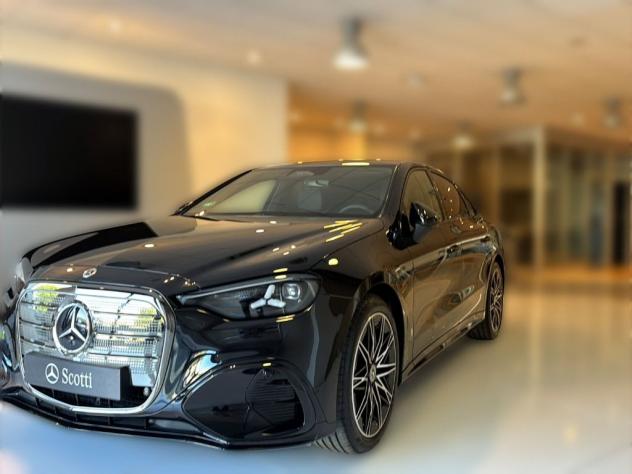 Mercedes-Benz Classe C elettrica W520 C 400 4MATIC con tecnologia EQ - Foto 2