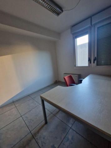 Immobile di 102 m² con 4 locali in affitto a Rho - Foto 10