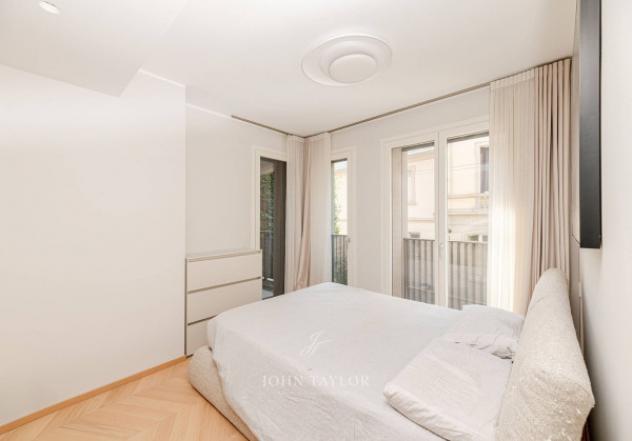 Appartamento di 90 m² con 5 locali e box auto in affitto a Milano - Foto 11