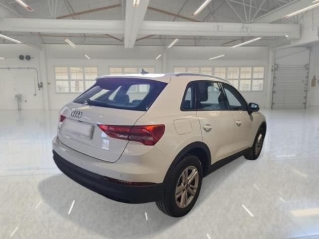 AUDI Q3 35 TDI S tronic Business rif. 24121643 - Foto 2