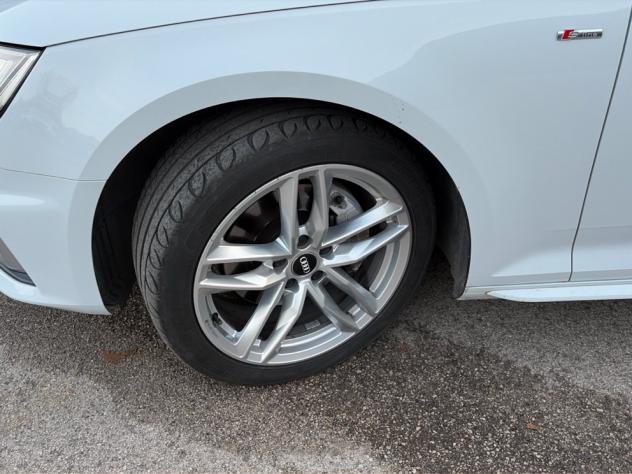 Audi A4 2.0 40 TDI QUATTRO SPORT s-line S TRONIC - Foto 8