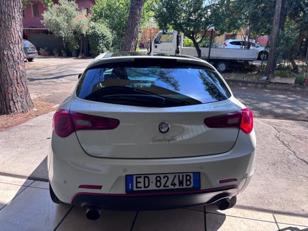 Alfa Romeo Giulietta 1750 TBi Quadrifoglio Verde - Foto 3