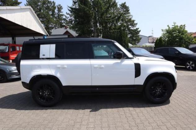 LAND ROVER Defender 110 200 CV AWD X-Dynamic SE rif. 22843250 - Foto 4