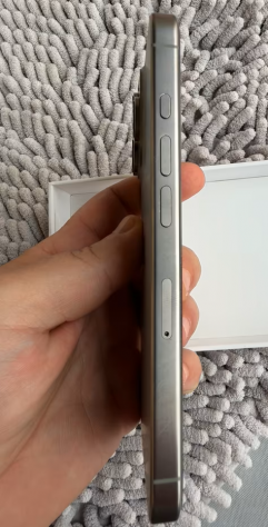 Iphone 16 pro 256 gb pari al nuovo - Foto 3
