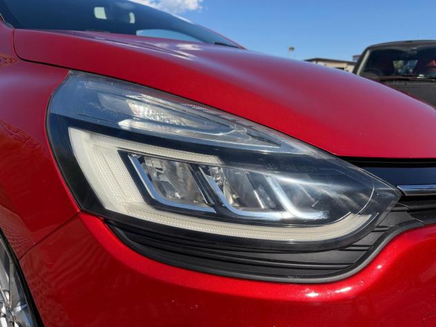 Renault Clio Sporter dCi 8V 90CV Start&Stop Energy Intens-2017 - Foto 4