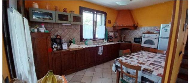 Immobile in asta di 256 m², box auto in vendita a Gualdo Tadino - Foto 6