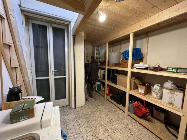 Negozio ristrutturato in zona residenziale - Foto 8