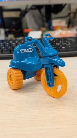 Triciclo Cicciobello azzurro e arancione - Foto 4