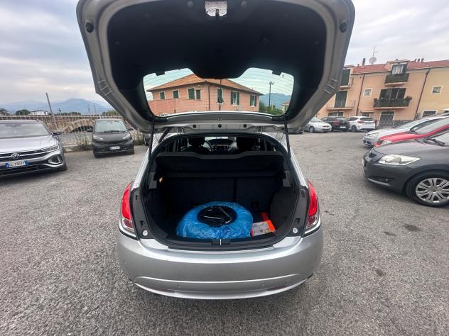 Lancia Ypsilon 1.2 69 CV 5 porte GPL Platinum - Foto 10