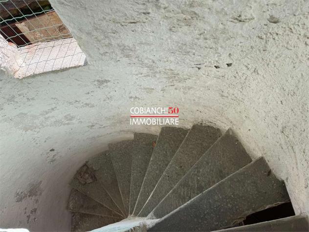 V000712 - ROVEGRO , PALAZZOTTO DA RISTRUTTURARE IN CENTRO - Foto 9