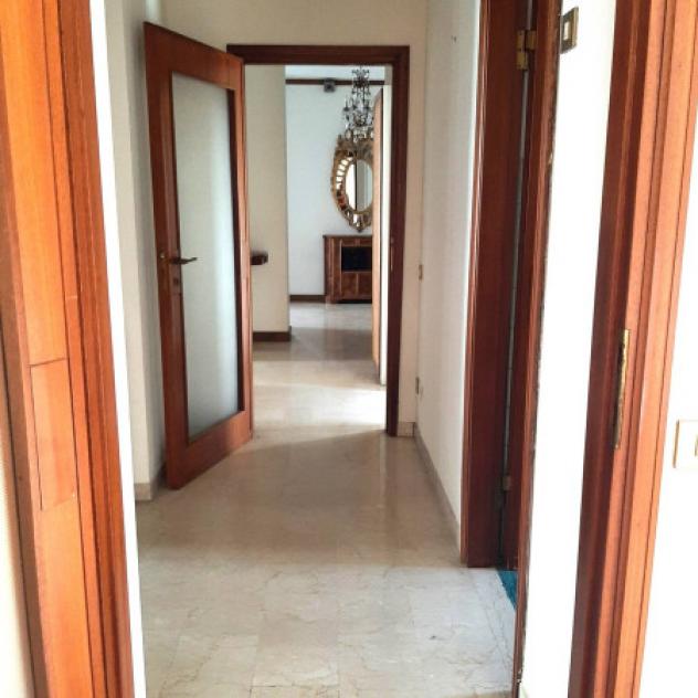 Appartamento di 152 m² con 4 locali e box auto in vendita a Vigevano - Foto 12