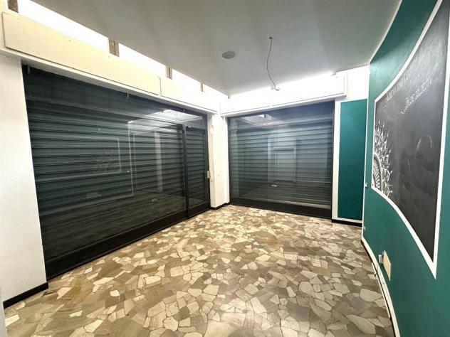 NEGOZIO/UFFICIO DI C.A. 92 MQ A VALMADRERA San Dionigi - Foto 7