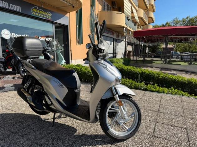 HONDA SH 150 TUTTO INCLUSO ANCHE PASSAGGIO! MINI RATE rif. 24230722 - Foto 2