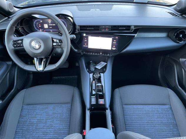 Alfa Romeo Junior Junior 1.2 ibrida Sprint 145cv edct6 - Foto 10