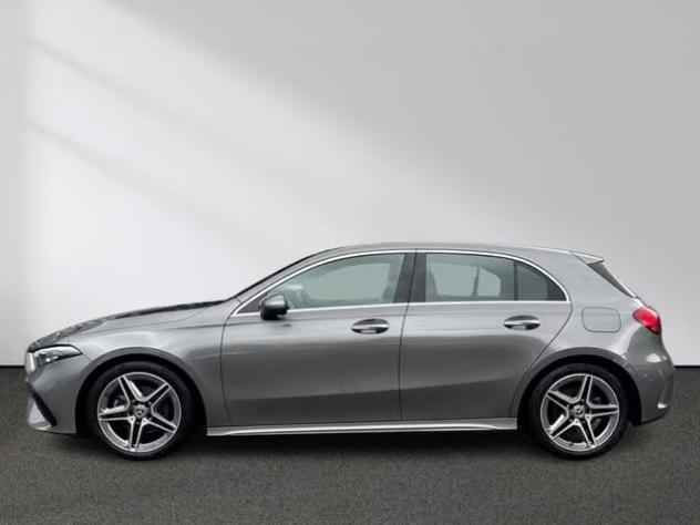 Mercedes-Benz Classe A A 200 Premium AMG LED NAVI - Foto 3