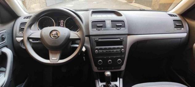 SKODA Yeti 1.6 TDI CR 105CV Ambition GreenLine rif. 23899622 - Foto 9