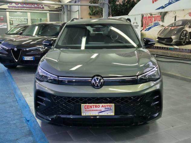 VOLKSWAGEN - Tiguan - 2.0 TDI 150 CV evo DSG R-Line - Foto 3
