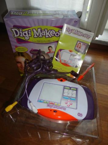 Gioco elettronico " Digi Makeover"