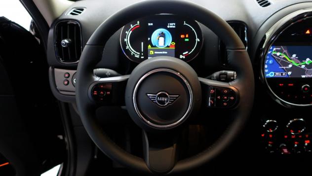 Mini Cooper D Countryman 2.0 150CV AUTOMATICA CLASSIC MIDNIGHT TOTAL BLACK II - FULL LED NAV FULL DISPLAY CLIMA BZ PREMIUM PA - Foto 6