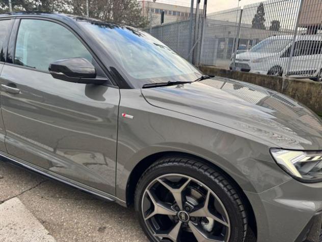 AUDI A1 SPB 30 TFSI S tronic Identity Black KM.0 rif. 23726952 - Foto 3