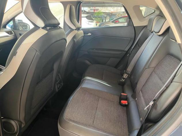 RENAULT Captur TECHNO 1.0 GPL 100CV rif. 24088538 - Foto 8
