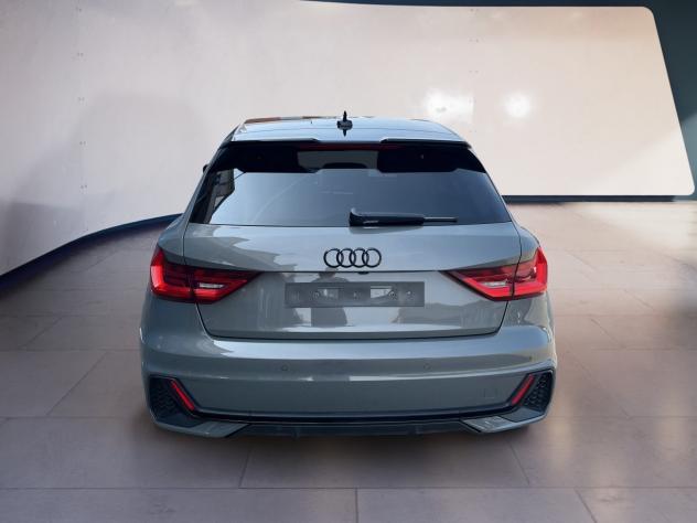 Audi A1 II 2019 Sportback Sportback 30 1.0 tfsi S Line Edition 116cv s-tronic - Foto 5