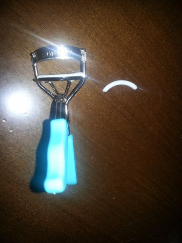 UN PIEGA CIGLIA NUOVO,MAI USATO,IN ACCIAIO CON 2 GOMMINI NUOVI,CON MANICI IN PLA - Foto 4