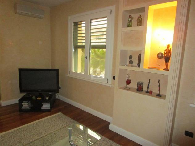 Suzzara vendesi villa 6 vani 260 Mq - Foto 2